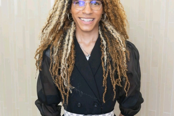 Representation of the achievement named 'Xavier Johnson explores AI ecosystems, ethics and platforms at Salve Regina University'.