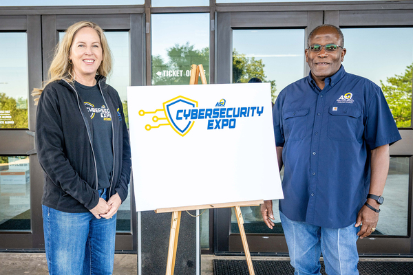 (L-R) Dr. Scarlet Clouse and ASU President Ronnie Hawkins hosting the 2026 ASU Cybersecurity Expo