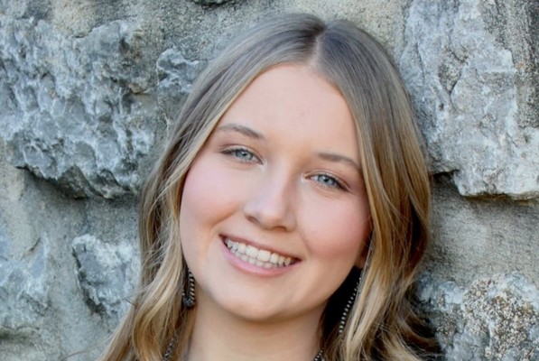 Representation of the achievement named 'Missouri State University Student Earns National Dairy Shrine Scholarship'.
