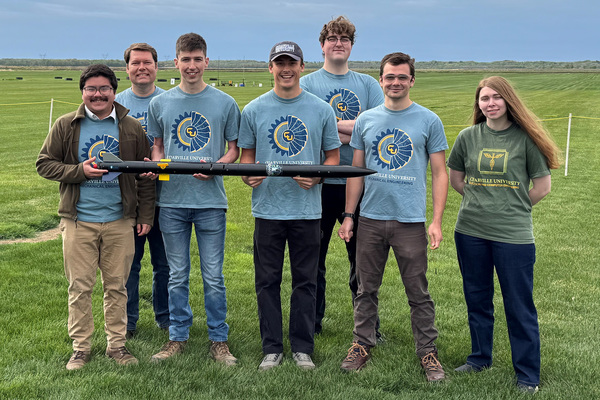Representation of the achievement named 'Cedarville Rocketry Team Finishes Third at Midwest High-Power Rocketry Competition'.