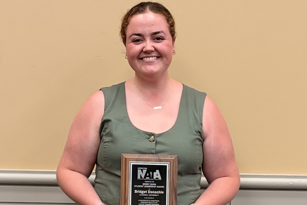 Representation of the achievement named 'MSAT grad receives national student leadership award'.