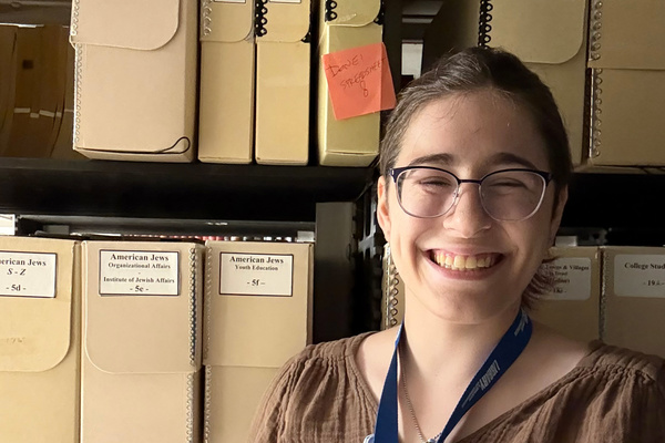 Hana Feig in front of Library of Congress files