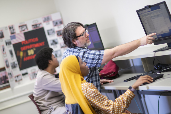 SUNY Potsdam Professor Dr. Robert Hinckley leads a political science classes on campus. The College’s fully online microcredentials for local government are eligible for a new scholarship program through the New York Municipal Empowerment Foundation.