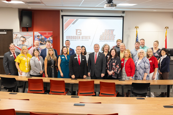07302026_Gadsden_State_Jax_State_Transfer_Pathways_Agreement_AT_617.jpg