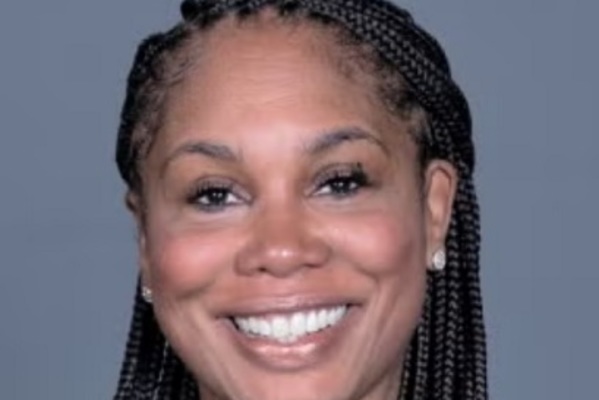 As President of Olive-Harvey College on Chicago's South Side, Eastern Illinois University alumna Dr. Kimberly Hollingsworth has spent her career creating pathways that connect education directly to economic mobility, workforce development, and community transformation.