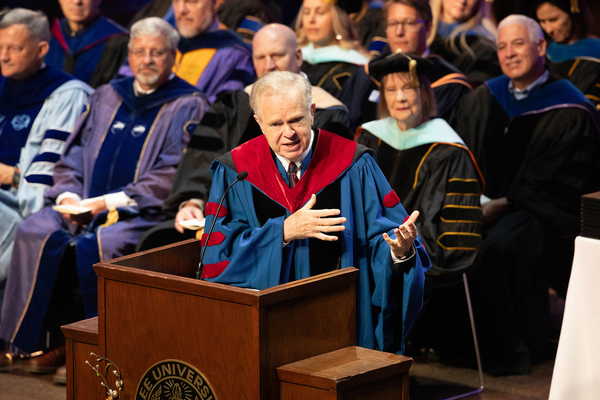 Dr. Terry L. Cross delivers the keynote address during Lee University’s summer commencement ceremony on Saturday, Aug. 1. 