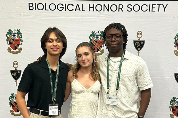 ASU biology students (L-R) Wesley Hale, Zandria Stanfield and Aramide Oladiran at the Tri-Beta National Convention