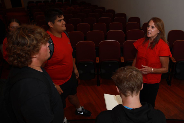Robin Ottenad Galloway '90, who has served in an executive finance role at a number of food-based industries, speaks to Monmouth College students after delivering last year's Wiswell-Robeson Lecture, part of a speaker series with an agribusiness focus.
