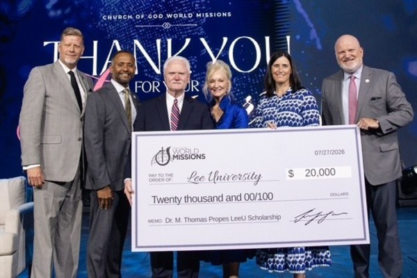 Shown, from left, are Bishop Barry Clardy; Dr. Fijoy Jonson; Dr. M. Thomas Propes; LaQuita Propes; Vanessa Hammond, vice president for University Relations; and Dr. Phil Cook, Lee president. 