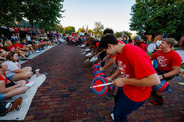 Central College alumni, family and friends will return to campus for Homecoming 2026, October 2-4. 