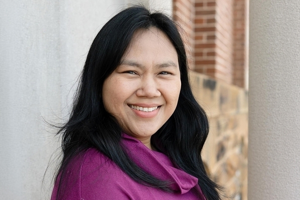 Representation of the achievement named 'Caroline Receives James H. White Doctoral Fellowship'.