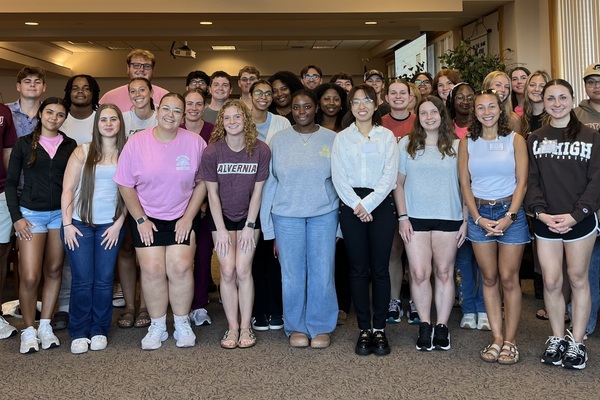 Representation of the achievement named 'Academic Success Center Welcomes Largest Group of Peer Tutors'.