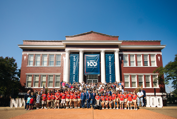 Northwest students, faculty, staff, alumni, local community members and politicians on Sept. 8 in front of the McCormick Administration Building on the Senatobia campus. Photo by Carly Fox 