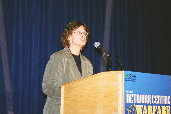 Bonnie Gorsic presenting at the 6th annual Network Centric Warfare (NCW) Conference in 2007.