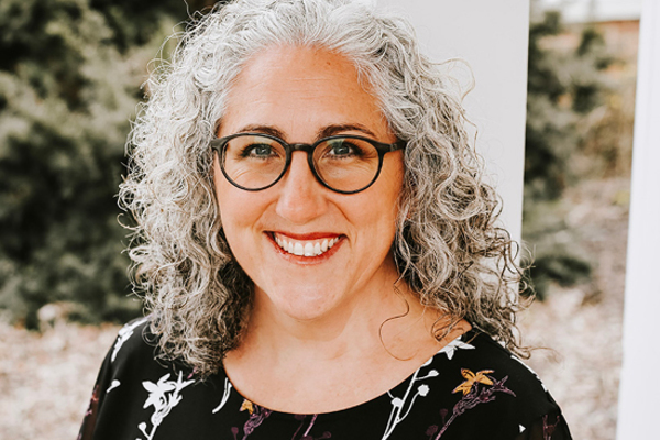 Mary Biddlecombe ’99 will return to her alma mater, SUNY Potsdam’s Crane School of Music, for a music education residency from Sept. 21 to 22.