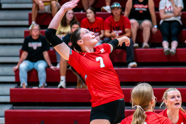 Celus picking up a kill against Augustana on Sep. 15, 2026. (Mary Linker/Monmouth College)