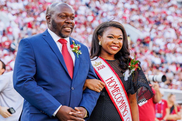 Representation of the achievement named 'Kameron Baba of Gadsden Crowned UA Homecoming Queen'.