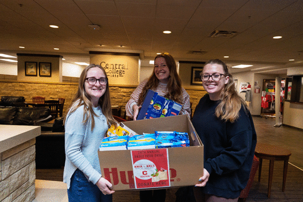 Central College will celebrate a season of gratitude in November with service projects doing a good in the world. 