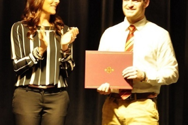 Representation of the achievement named 'Noss receives academic scholarship'.