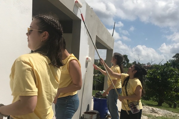 Representation of the achievement named 'Purchase Students Spend Spring Break Rebuilding Puerto Rico '.