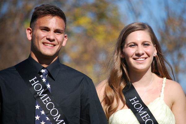 Representation of the achievement named 'Love and Steitz on Homecoming Court'.