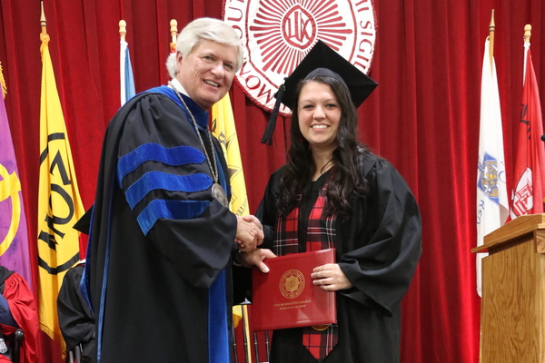 Lindsey DeWitt
