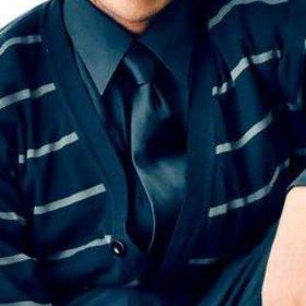 Jonathan Grant’s headshot.