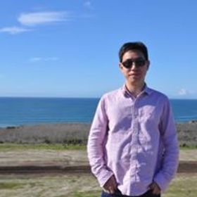 Yanbing Mao’s headshot.