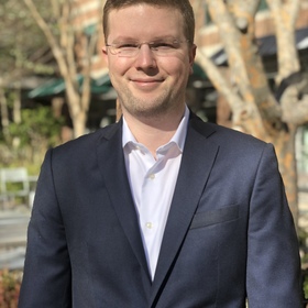 Brian Hults’ headshot.