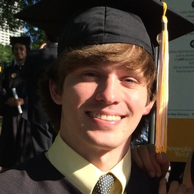 Evan Jarecki’s headshot.