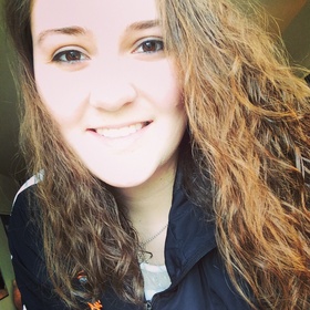 Allison Meyer’s headshot.