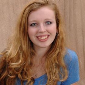 Shannon Santmyer’s headshot.