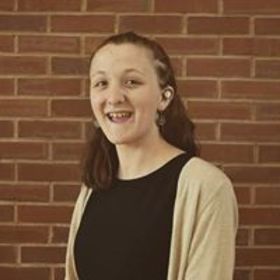 Emma Williams’ headshot.