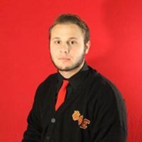 Jake Yelin’s headshot.