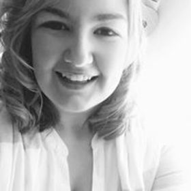 Aislinn Elmore’s headshot.