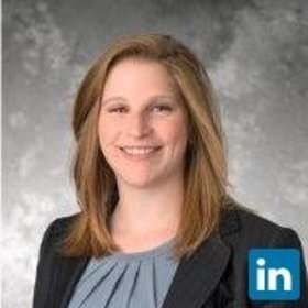 Jayne Warren ’s headshot.