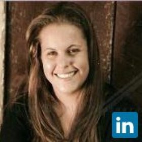 Christina Filer’s headshot.