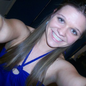 Victoria Wall’s headshot.