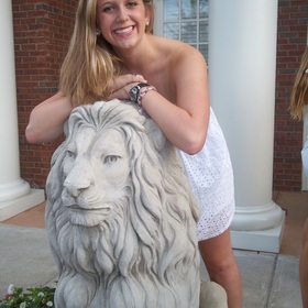 Emily Shepherd’s headshot.