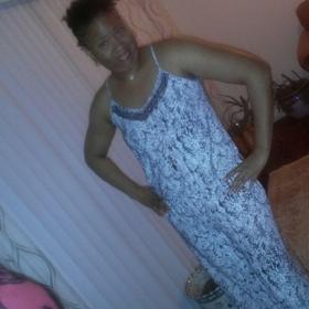 Phylliscia Gibson’s headshot.