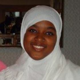 Yusra Ezzouhour’s headshot.