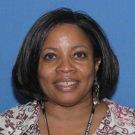 Donna Hardaway’s headshot.