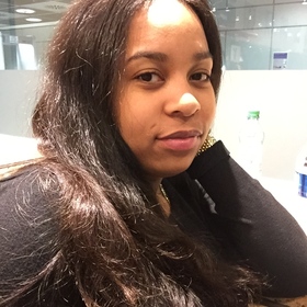 Amanda Charles’ headshot.