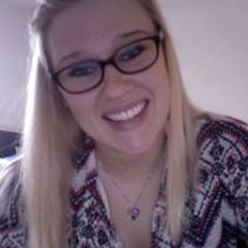 Mari-lyn Arbir’s headshot.