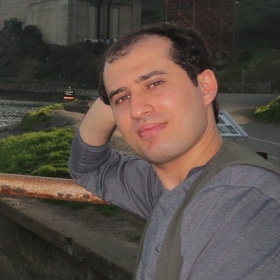 Hamed Koochaki kelardeh’s headshot.