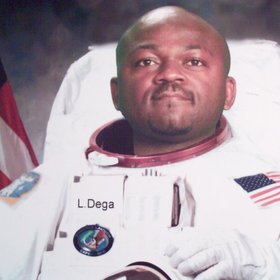 Leonard Dega’s headshot.