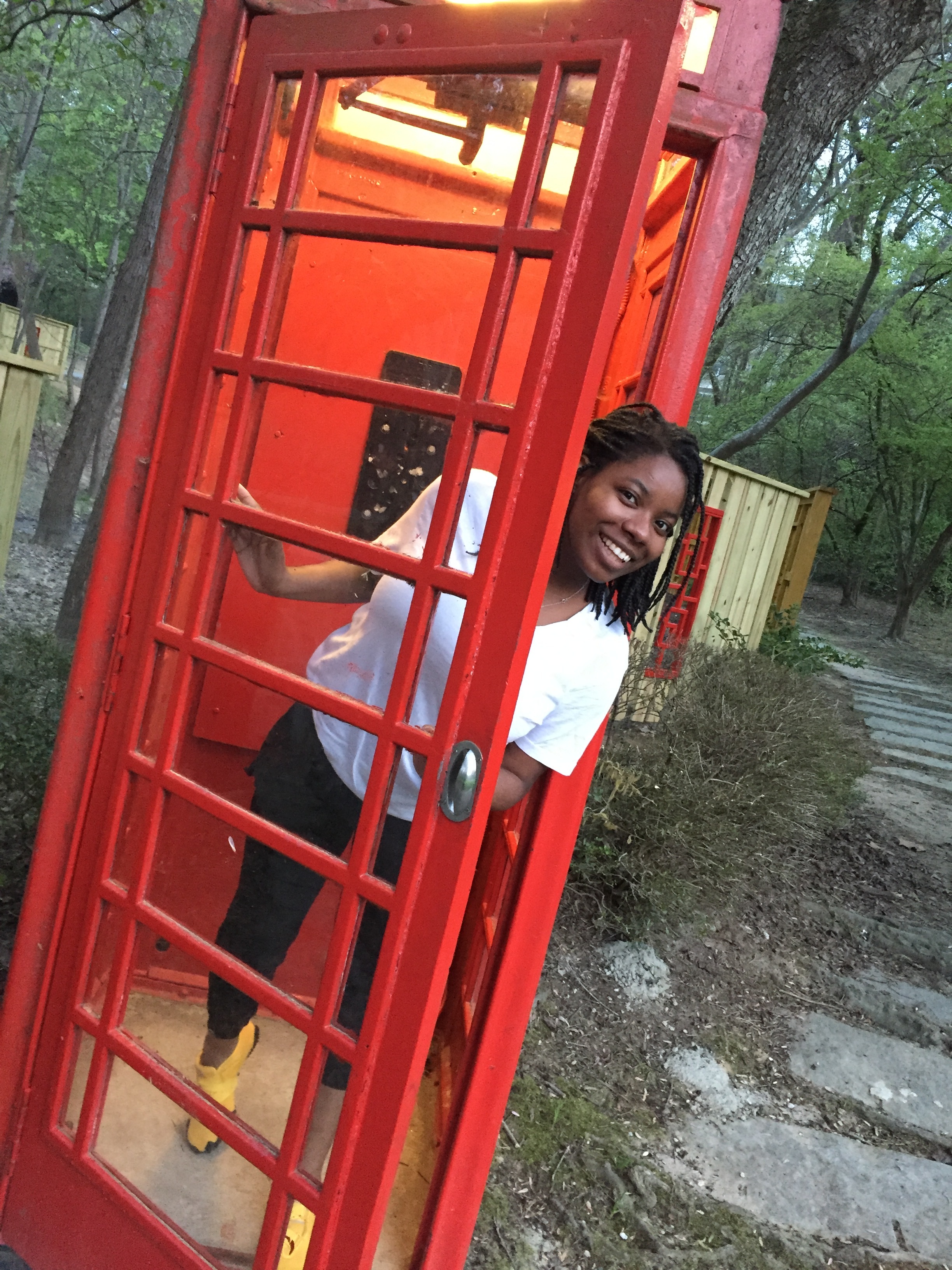 Placeholder headshot for Raven Mahoney.