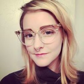 Tarah Beavers’ headshot.