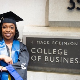 Calina Williams’ headshot.