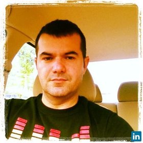 Jose Medeiros’ headshot.